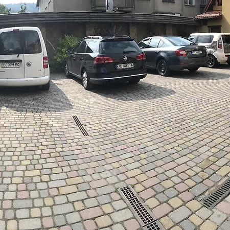 Complex Vivcharyk Hotel Skole